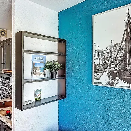 Le Lagon Bleu-8 By Interhome * Le Grau-du-Roi