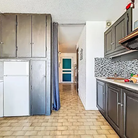 Le Lagon Bleu-8 By Interhome Apartment